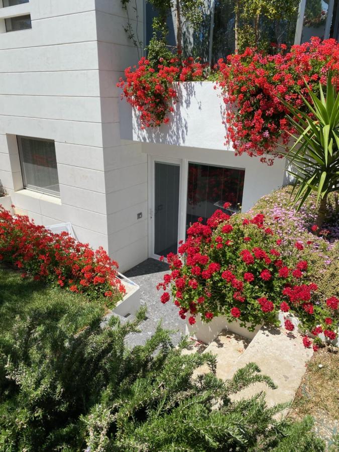 Hotel Torre Santamaria Resort Mattinata Exteriör bild