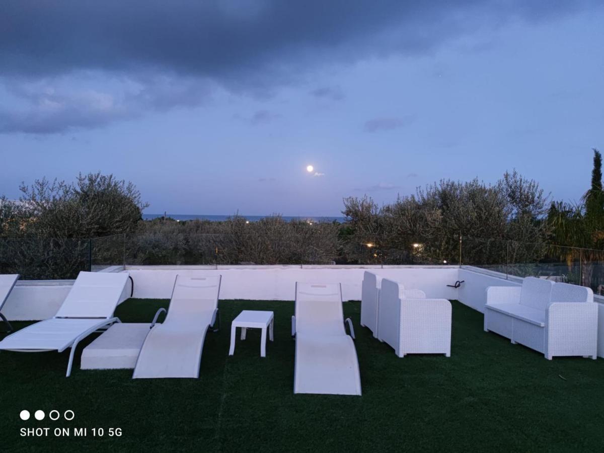 Hotel Torre Santamaria Resort Mattinata Exteriör bild