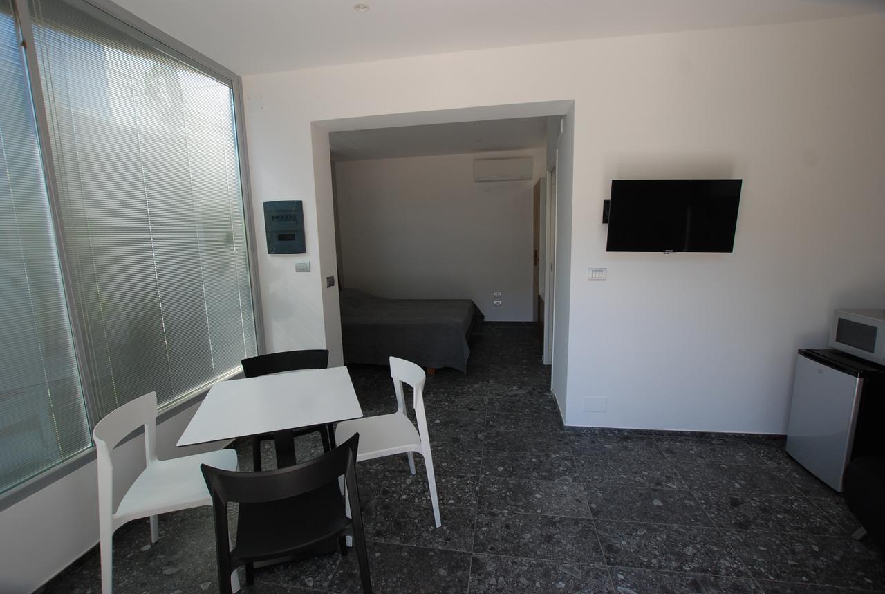Hotel Torre Santamaria Resort Mattinata Exteriör bild