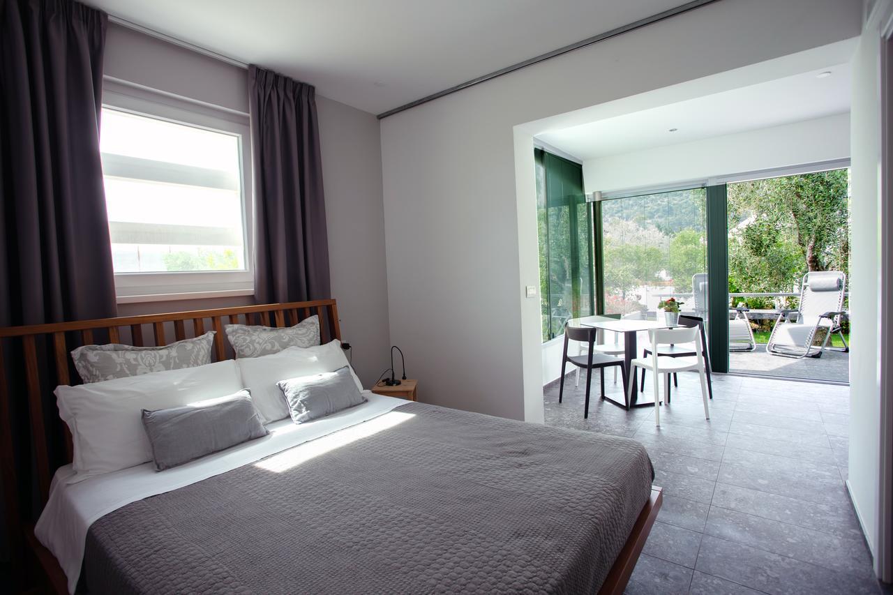 Hotel Torre Santamaria Resort Mattinata Exteriör bild